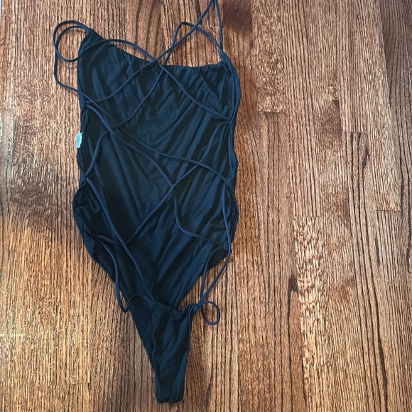 Amazon strappy back bodysuit - Picture 2 of 2